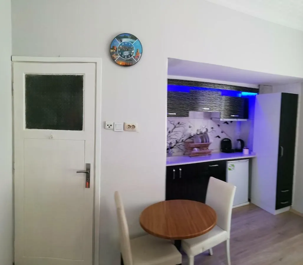 Erkal Pension Antalya Hotel