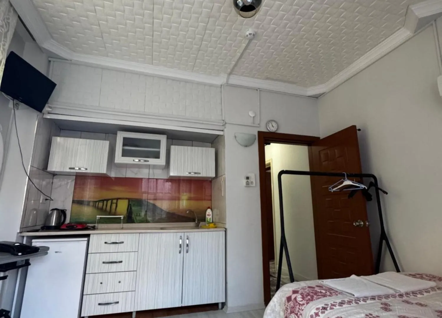 Erkal Pension Antalya 2*,